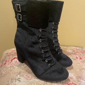 Diba Academia Velvet cuffed Buckle lace up with interior side Zipper boot size 8